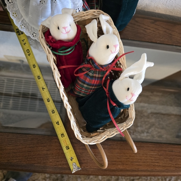 Vintage 6 piece sock bunnies holiday decor set. Mint Condition. - Picture 11 of 14